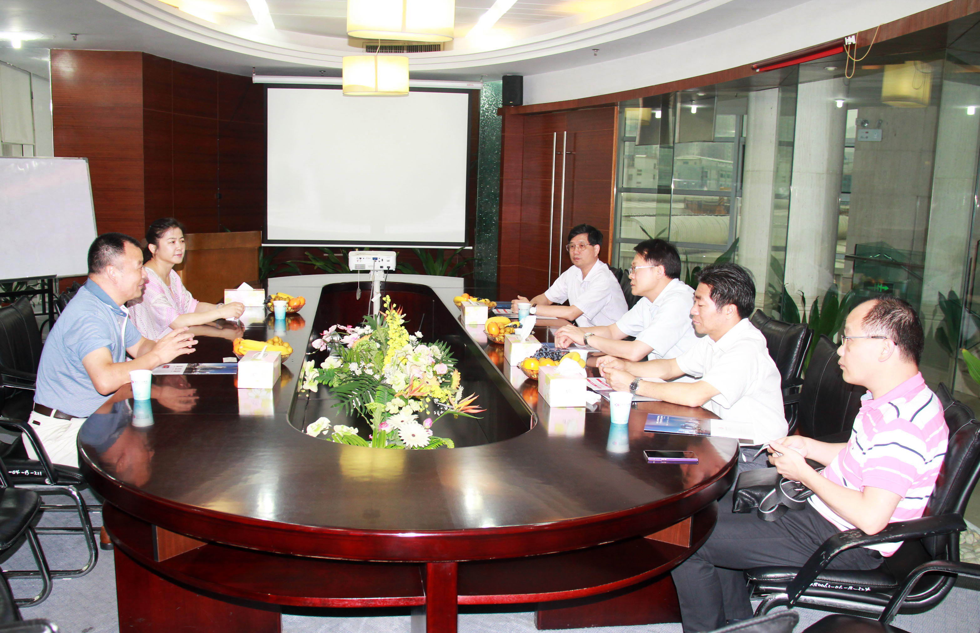 云浮市副市長胡海運一行調研康利